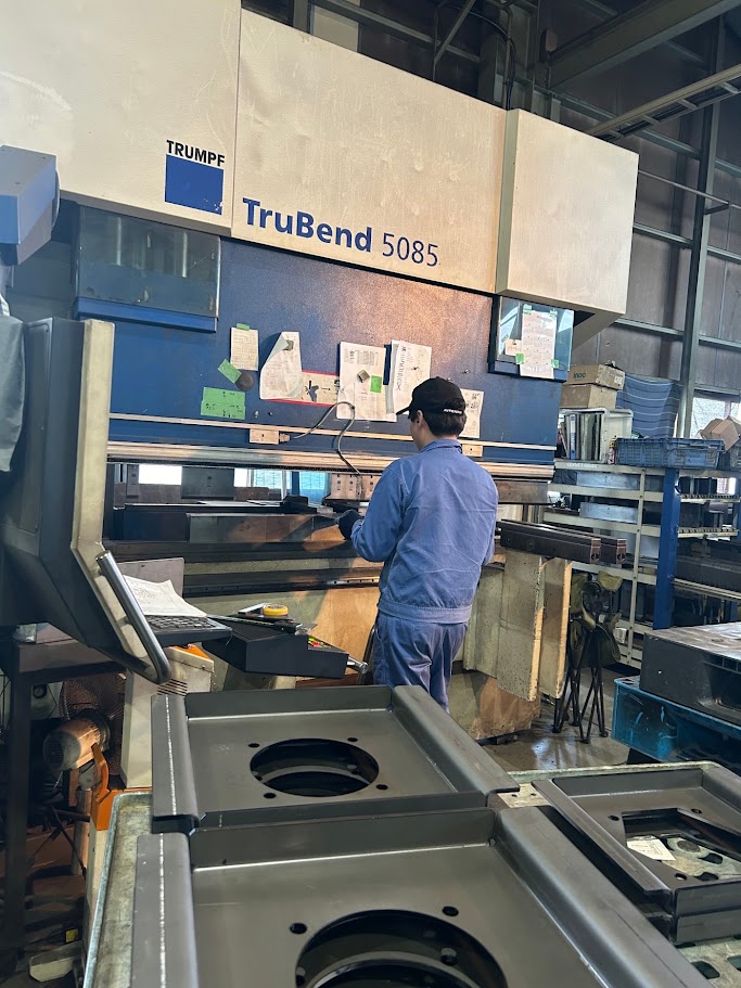 TRUMPF（独）製 プレスブレーキ TruBend 5085
