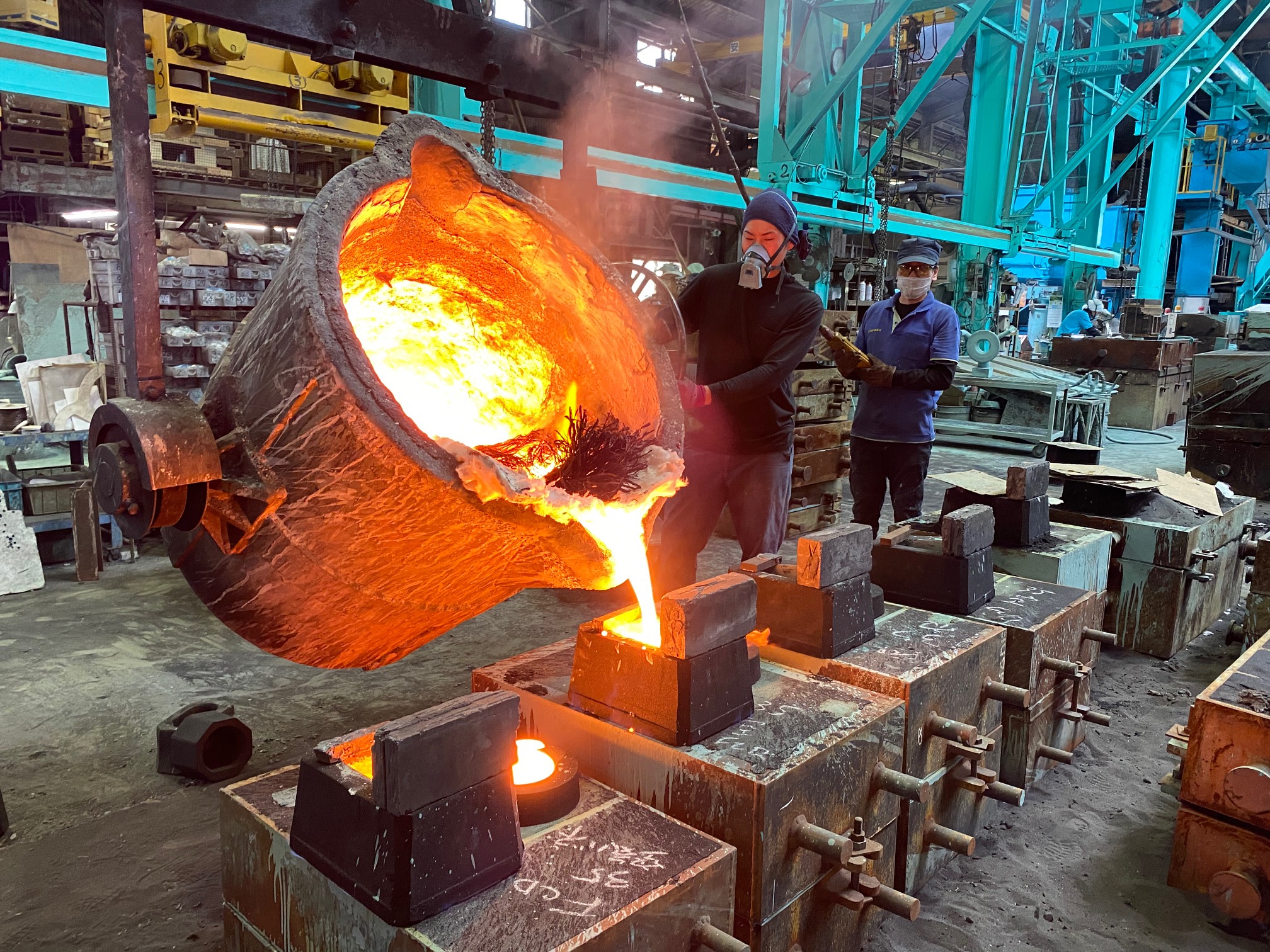 工場での作業 工場での作業